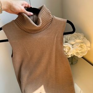 ZARA Sleeveless Knit Mock Neck